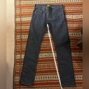 listing-status-banner